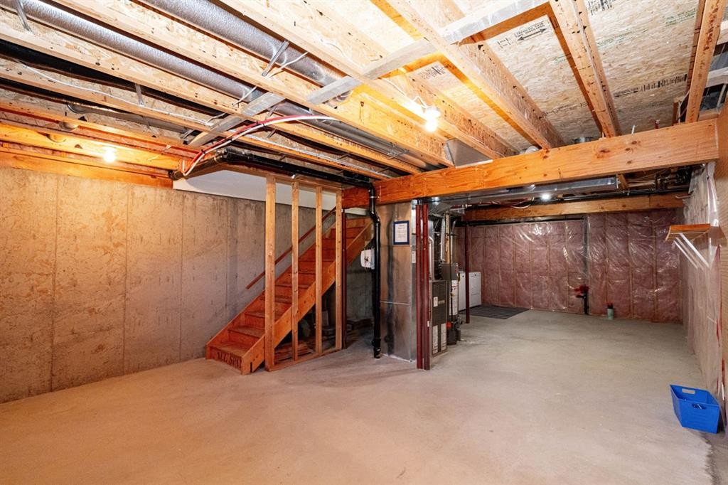 8-120 Ross Avenue, Cochrane, AB