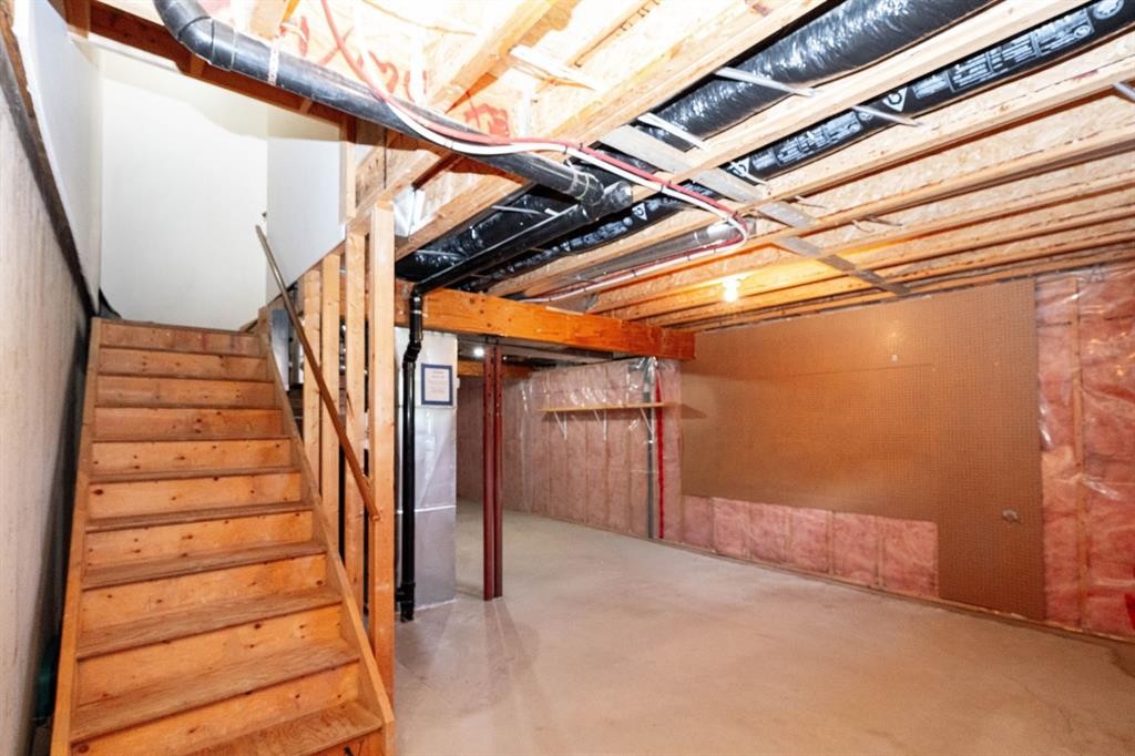 8-120 Ross Avenue, Cochrane, AB