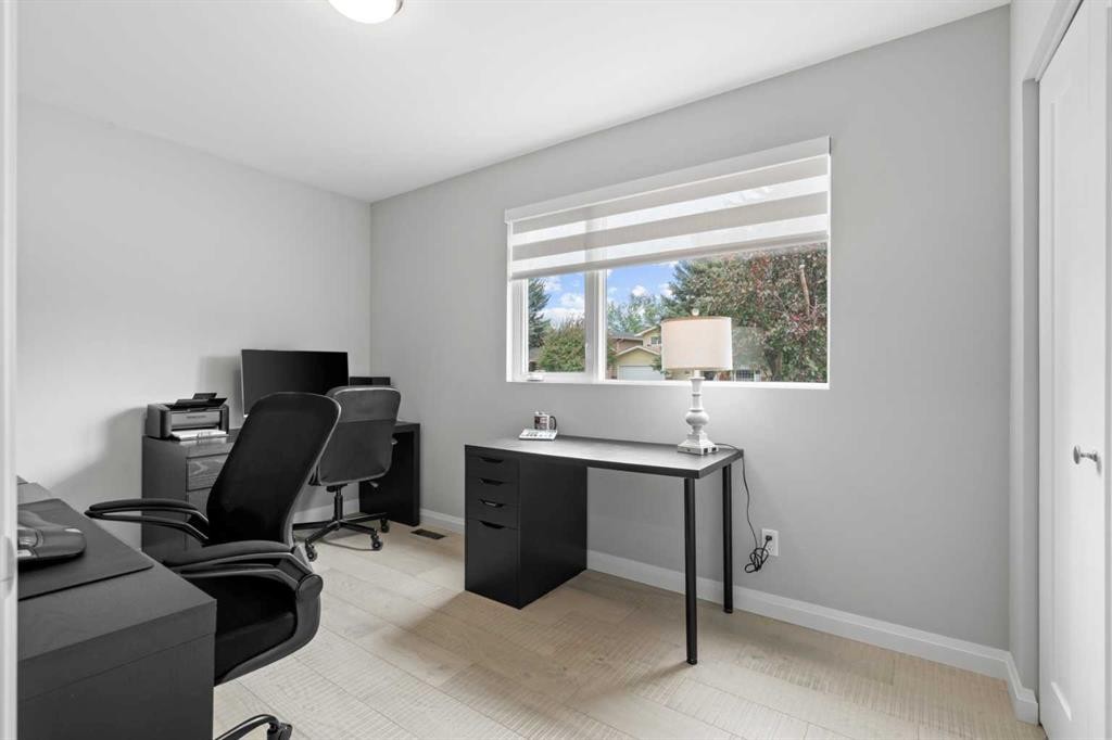 260 Parkview Place Se, Calgary, AB