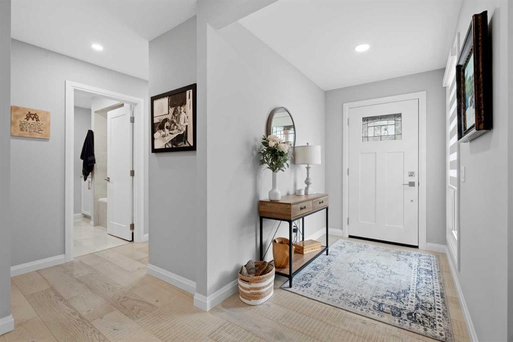 260 Parkview Place Se, Calgary, AB