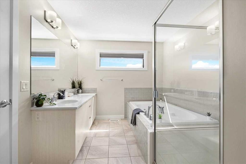 89 Sage Bluff Rise Nw, Calgary, AB