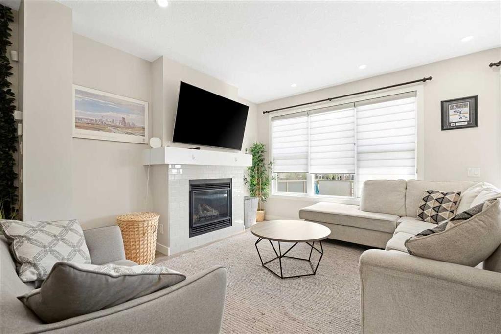 89 Sage Bluff Rise Nw, Calgary, AB