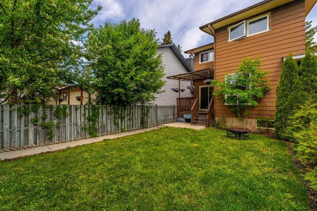 1455 Berkley Drive Nw, Calgary, AB