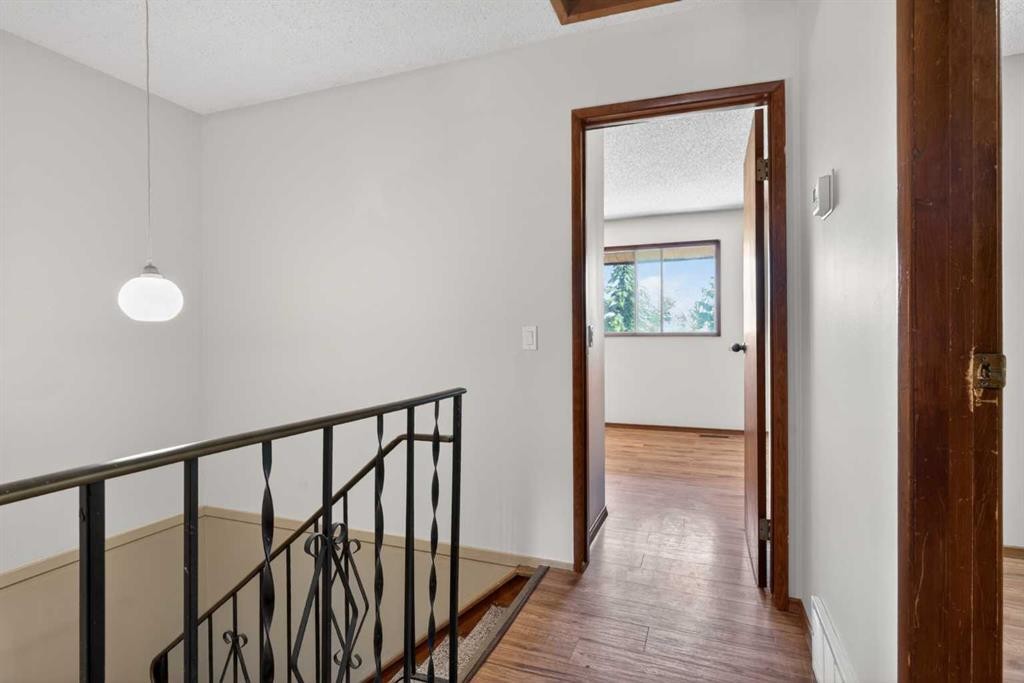 408-2520 Palliser Drive Sw, Calgary, AB