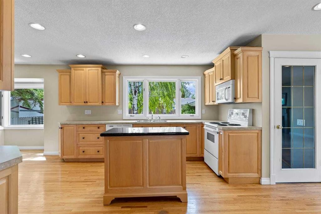 10731 Maplebend Drive Se, Calgary, AB