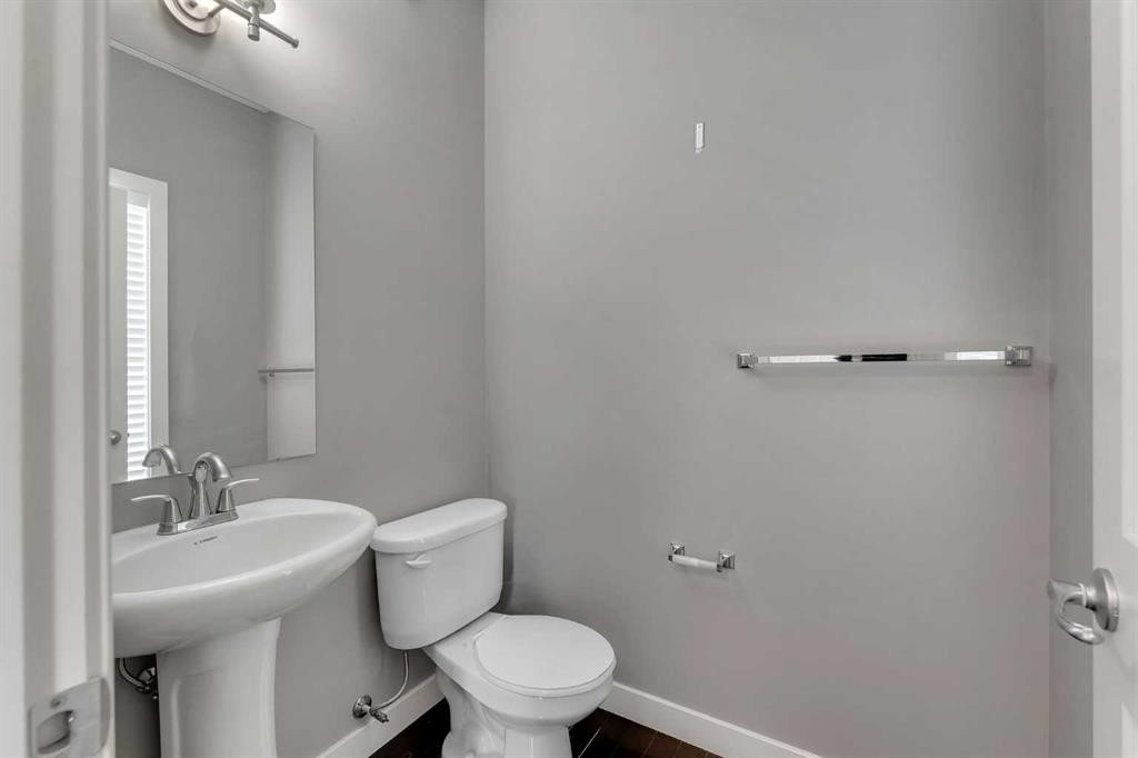 240 Elgin Meadows Way Se, Calgary, AB