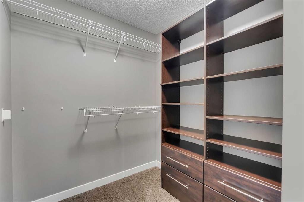 240 Elgin Meadows Way Se, Calgary, AB