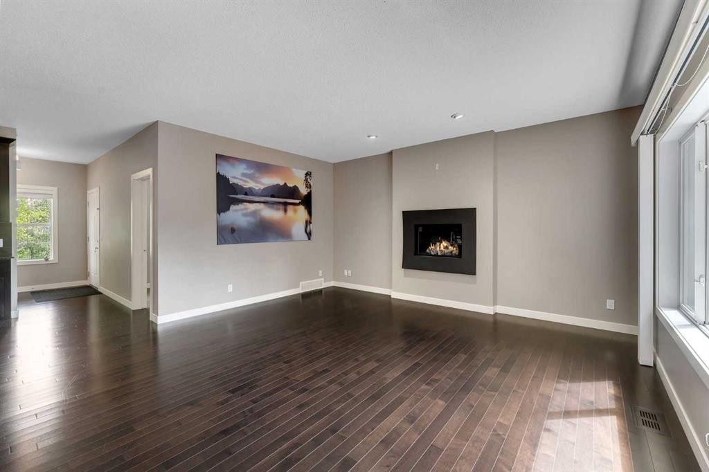 240 Elgin Meadows Way Se, Calgary, AB