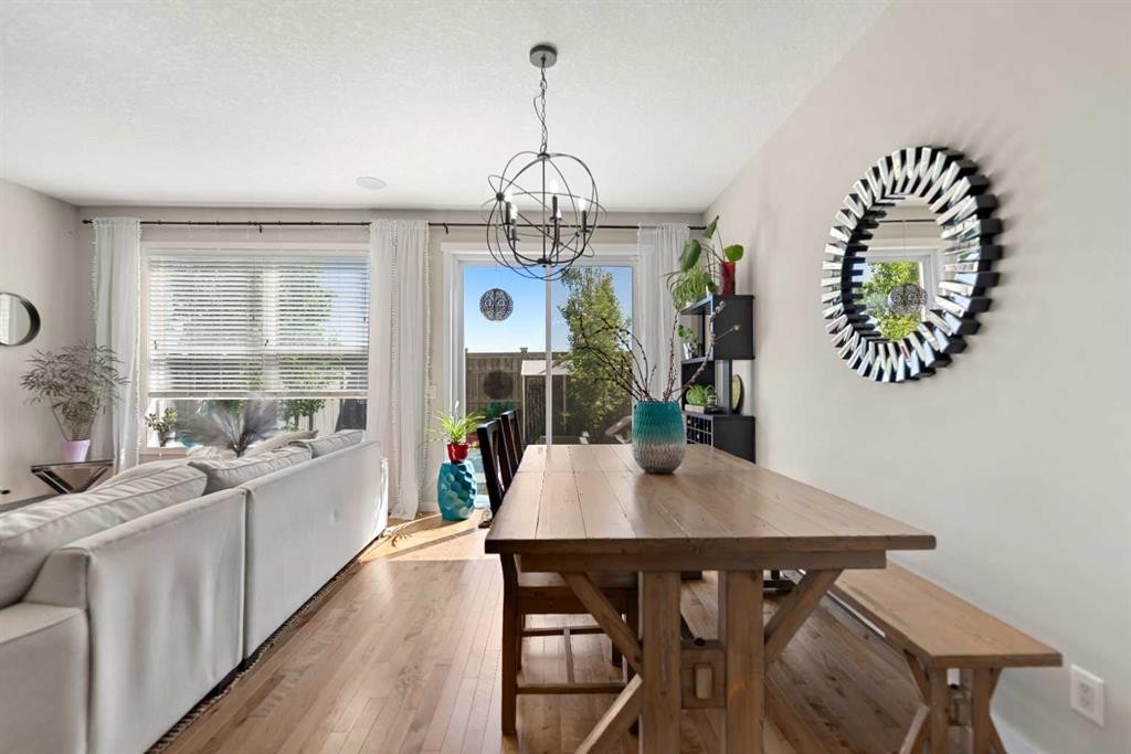 124 Masters Crescent Se, Calgary, AB