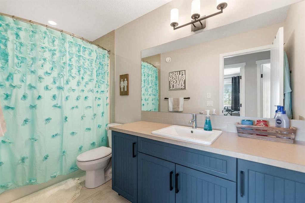 124 Masters Crescent Se, Calgary, AB