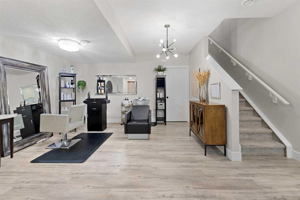 124 Masters Crescent Se, Calgary, AB