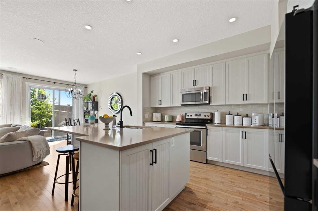 124 Masters Crescent Se, Calgary, AB