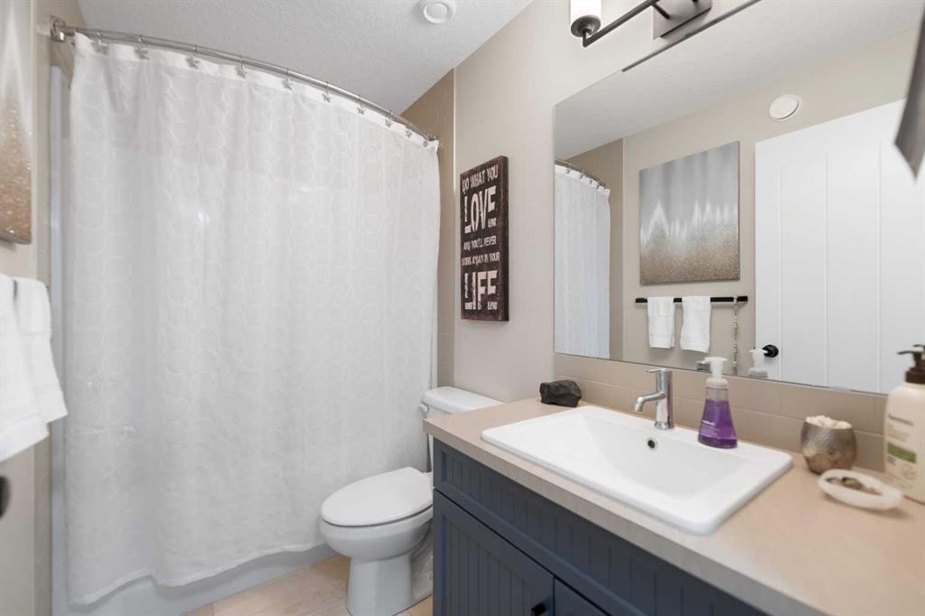 124 Masters Crescent Se, Calgary, AB