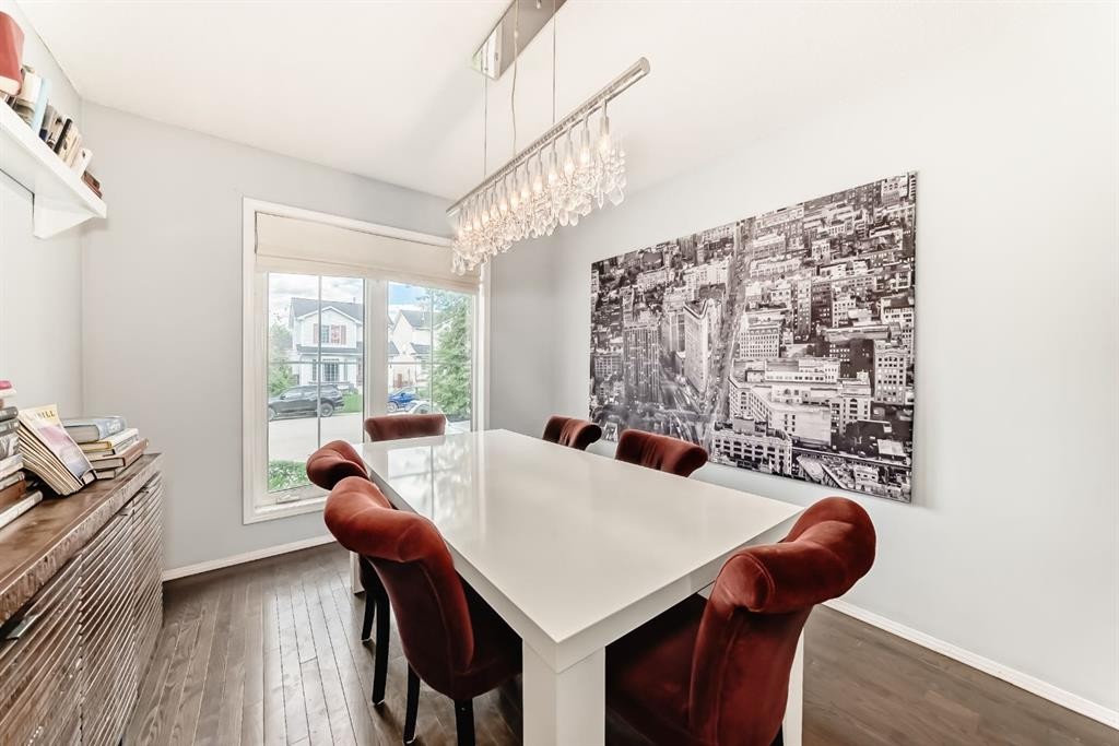 307 Mt Lorette Place Se, Calgary, AB