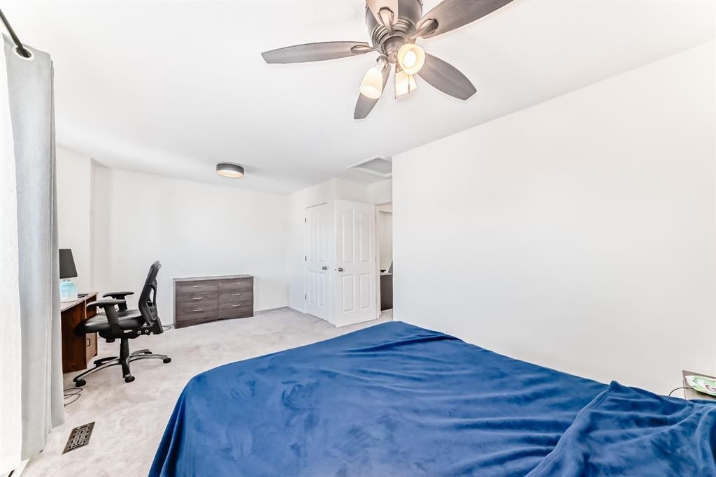 325 Mt Douglas Manor Se, Calgary, AB