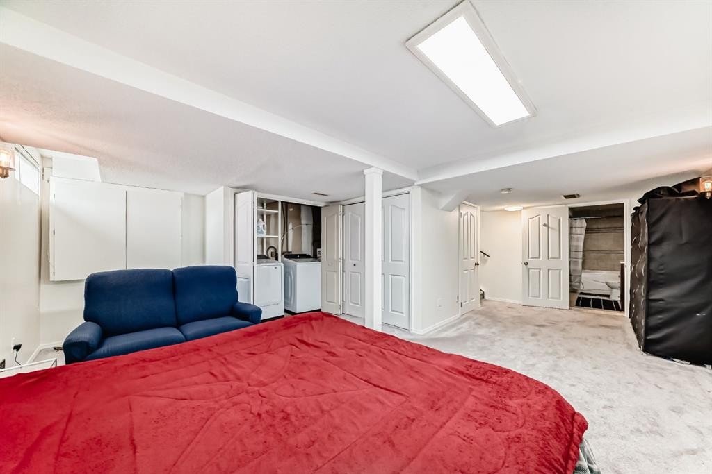 325 Mt Douglas Manor Se, Calgary, AB