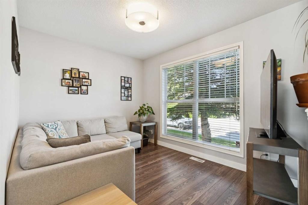 36 West Springs Way Sw, Calgary, AB