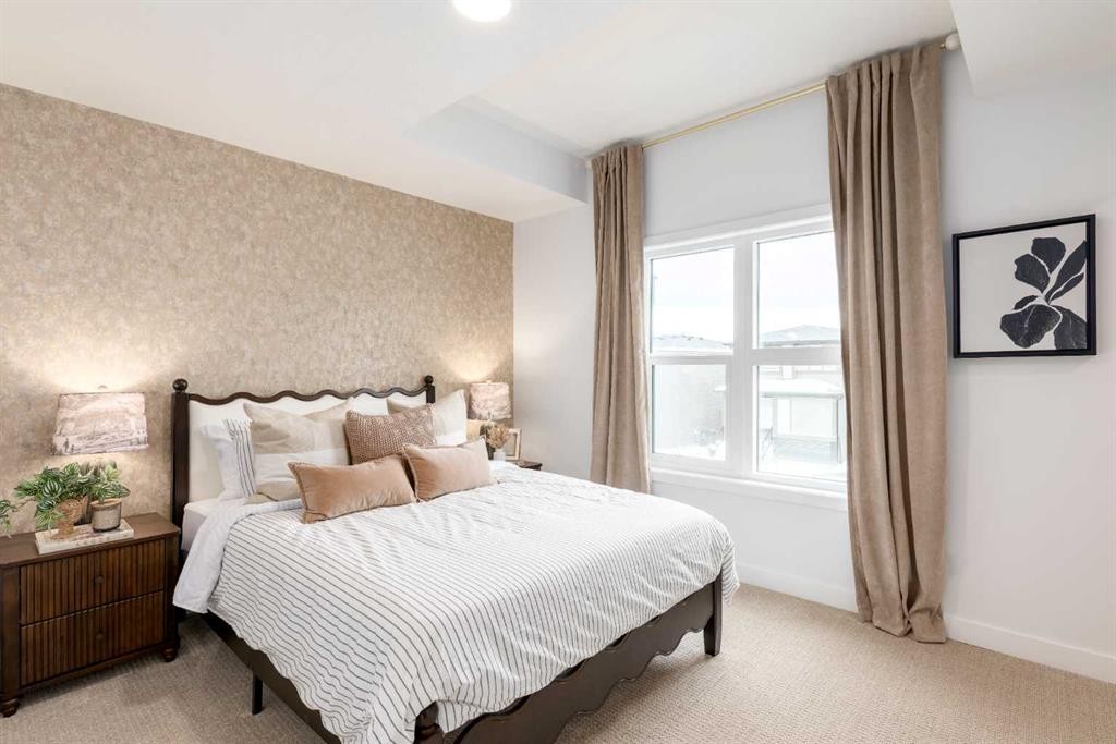 1510 Rangeview Drive Se, Calgary, AB - Indoor Photo Showing Bedroom