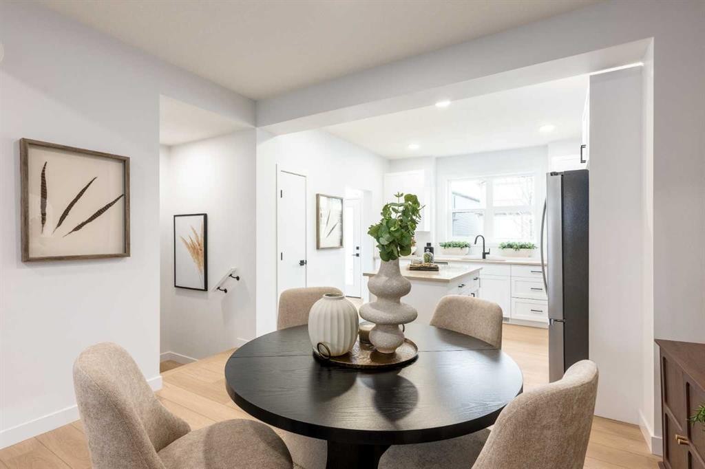 1510 Rangeview Drive Se, Calgary, AB - Indoor Photo Showing Dining Room