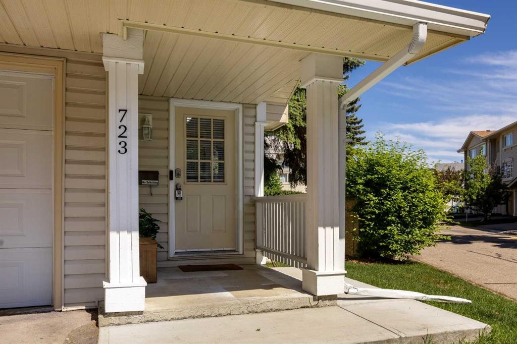 723 Queenston Terrace Se, Calgary, AB