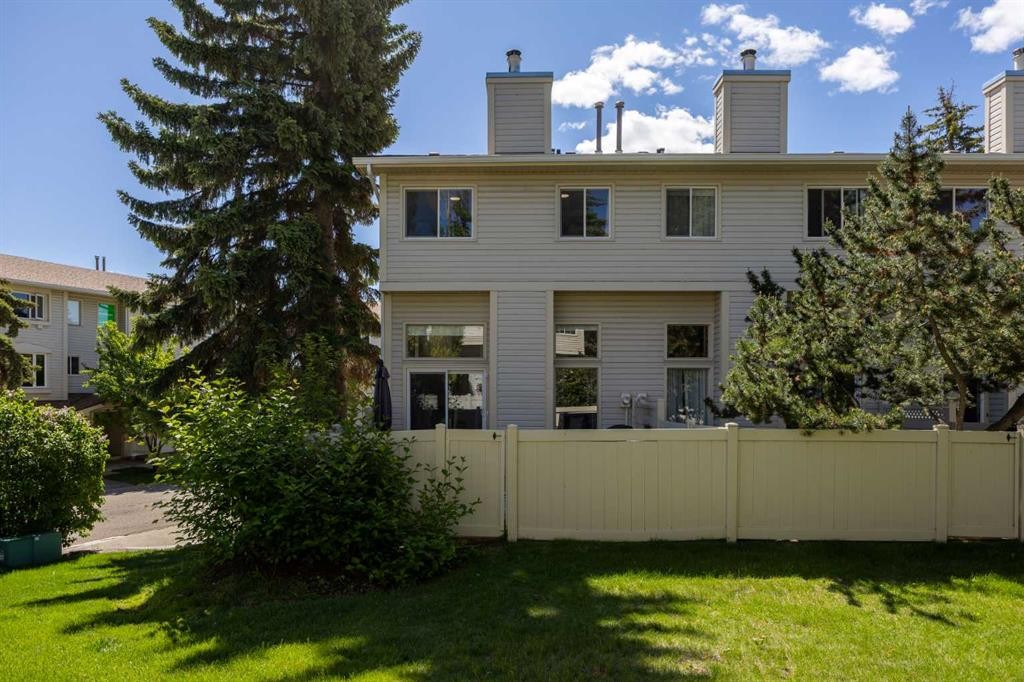 723 Queenston Terrace Se, Calgary, AB
