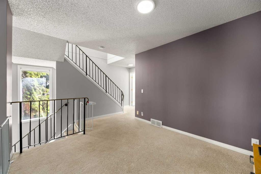 723 Queenston Terrace Se, Calgary, AB