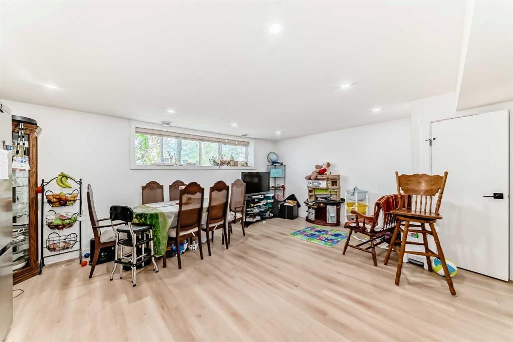 5912 Dalton Drive Nw, Calgary, AB