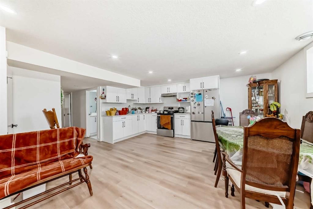 5912 Dalton Drive Nw, Calgary, AB