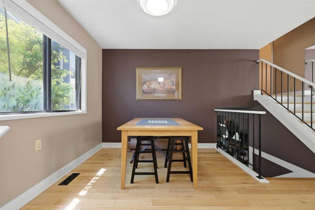 232 Hawkcliff Way Nw, Calgary, AB