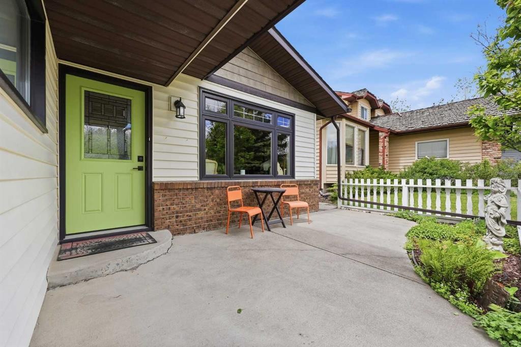 232 Hawkcliff Way Nw, Calgary, AB