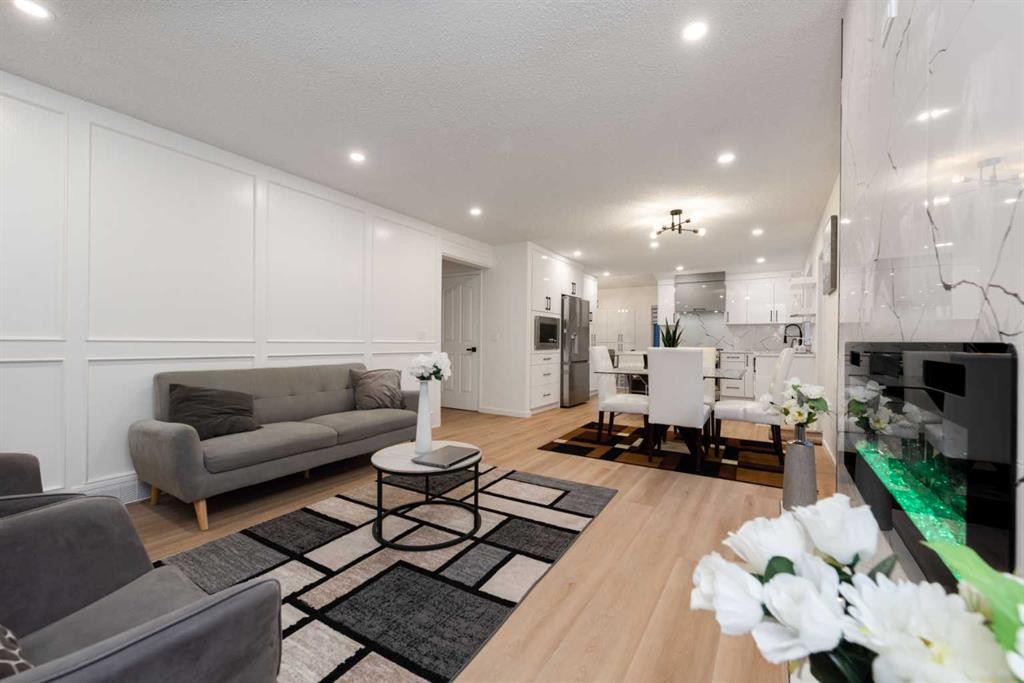 8266 Edgebrook Drive, Calgary, AB