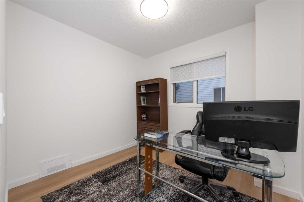 8266 Edgebrook Drive, Calgary, AB