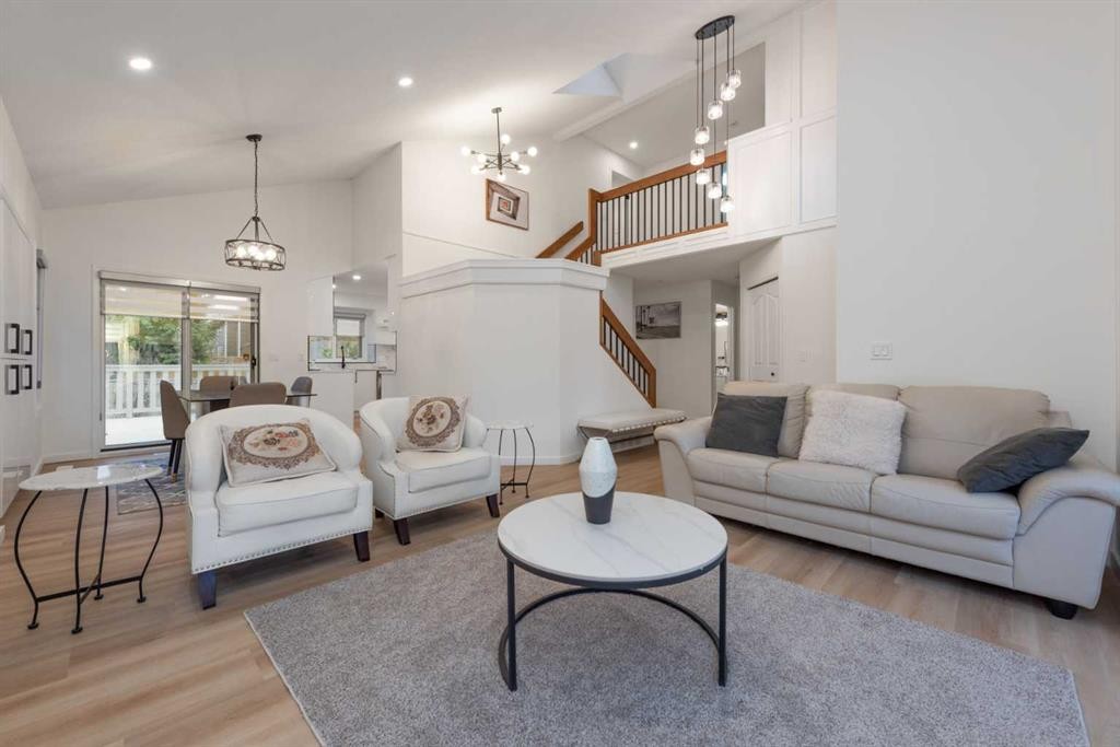 8266 Edgebrook Drive, Calgary, AB