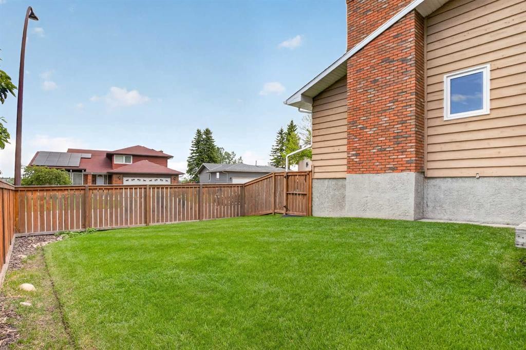 19 Deercrest Way Se, Calgary, AB