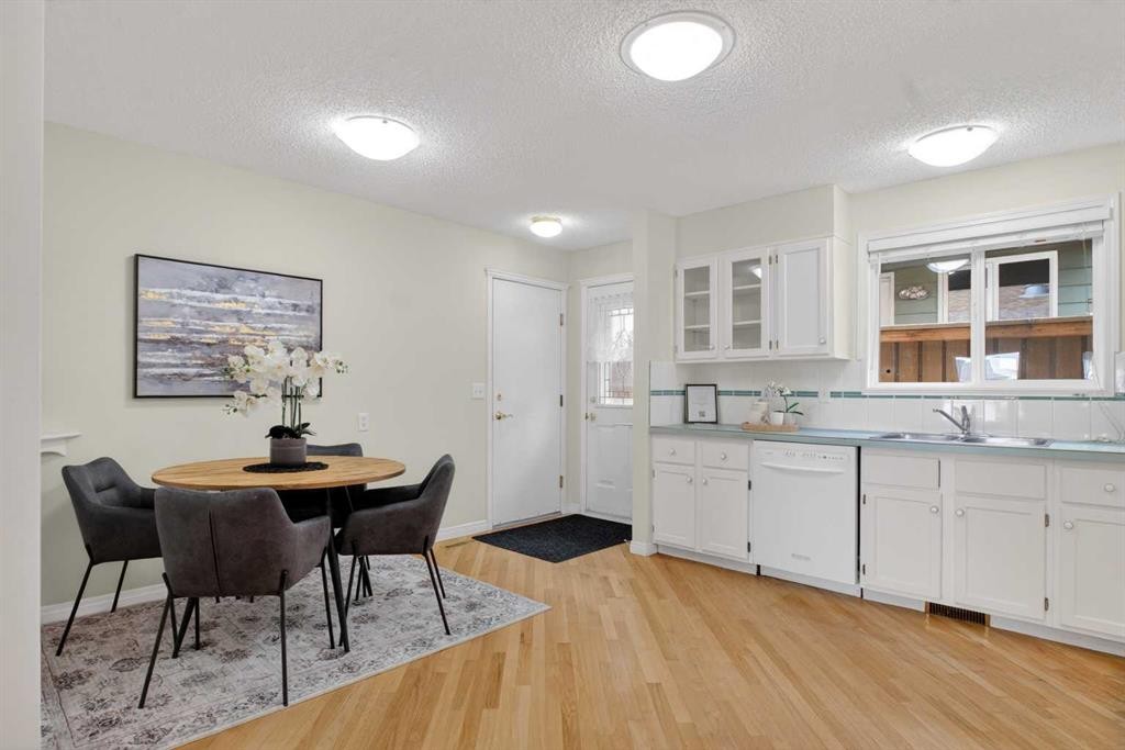 19 Deercrest Way Se, Calgary, AB
