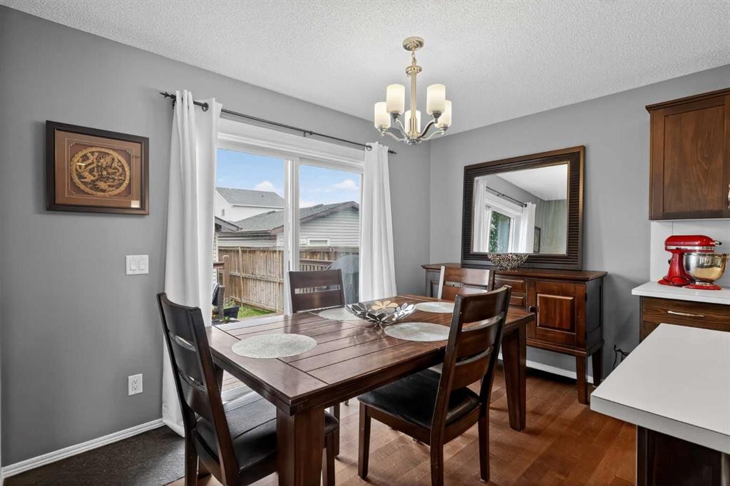 101 Elgin Meadows Manor Se, Calgary, AB