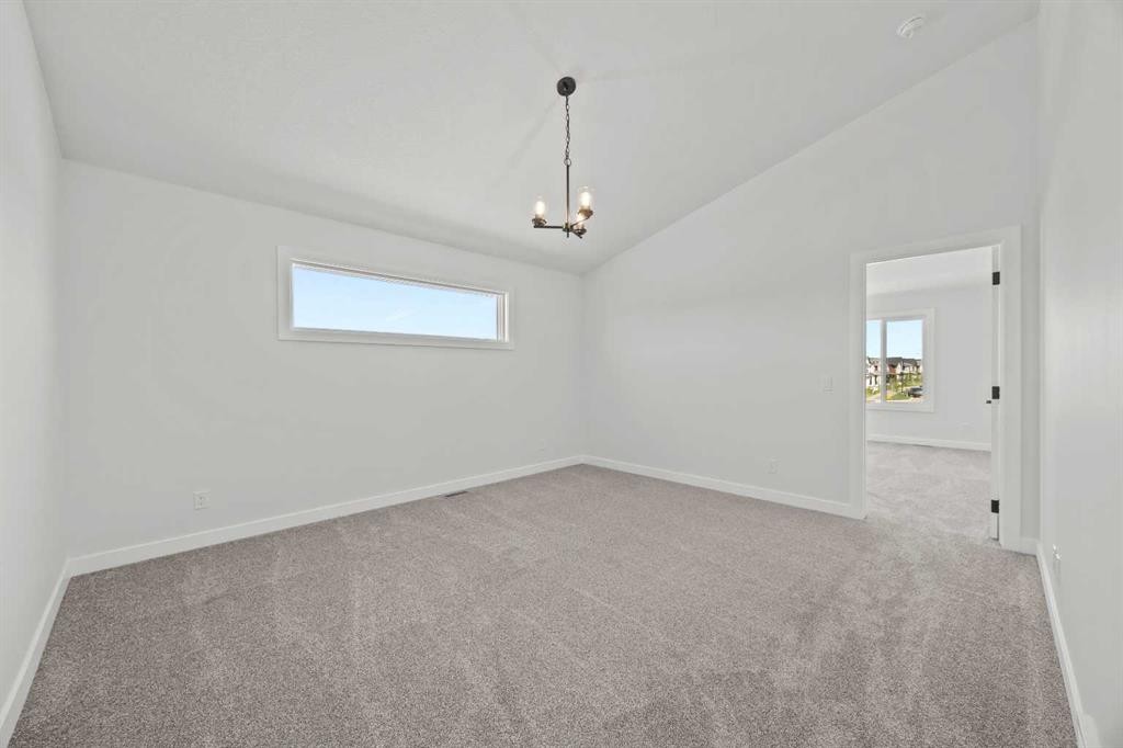 215 Sora Terrace Se, Calgary, AB
