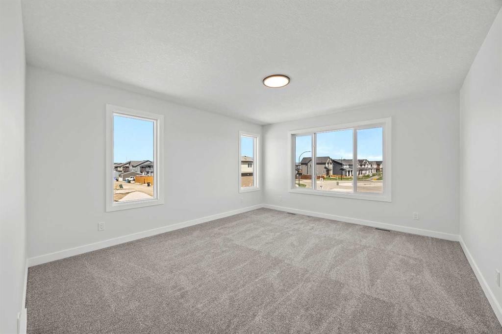 215 Sora Terrace Se, Calgary, AB
