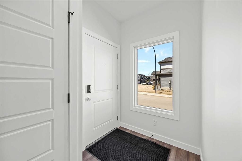 215 Sora Terrace Se, Calgary, AB
