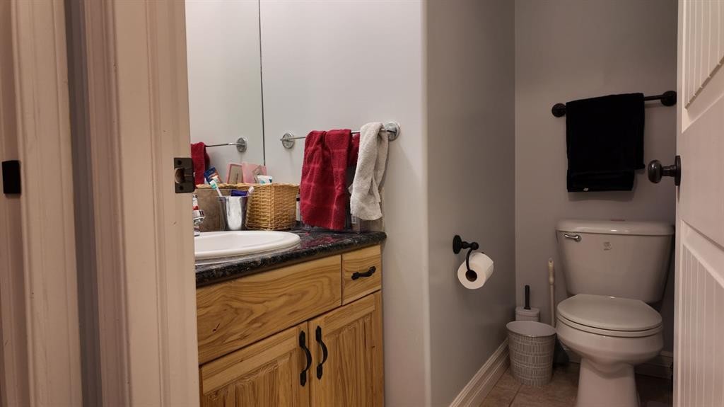 60-762 Heritage Boulevard West, Lethbridge, AB - Indoor Photo Showing Bathroom