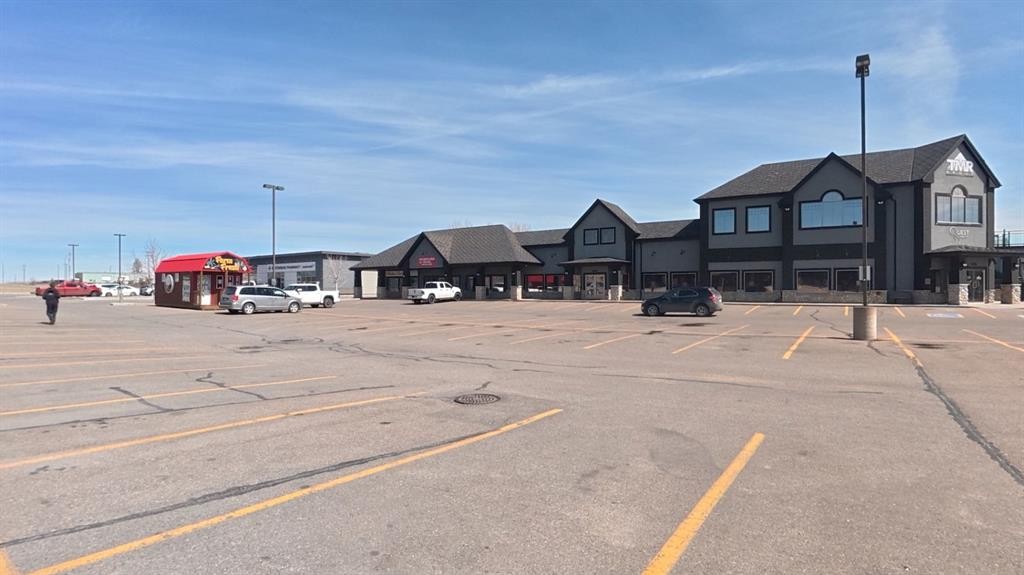 60-762 Heritage Boulevard West, Lethbridge, AB - Outdoor