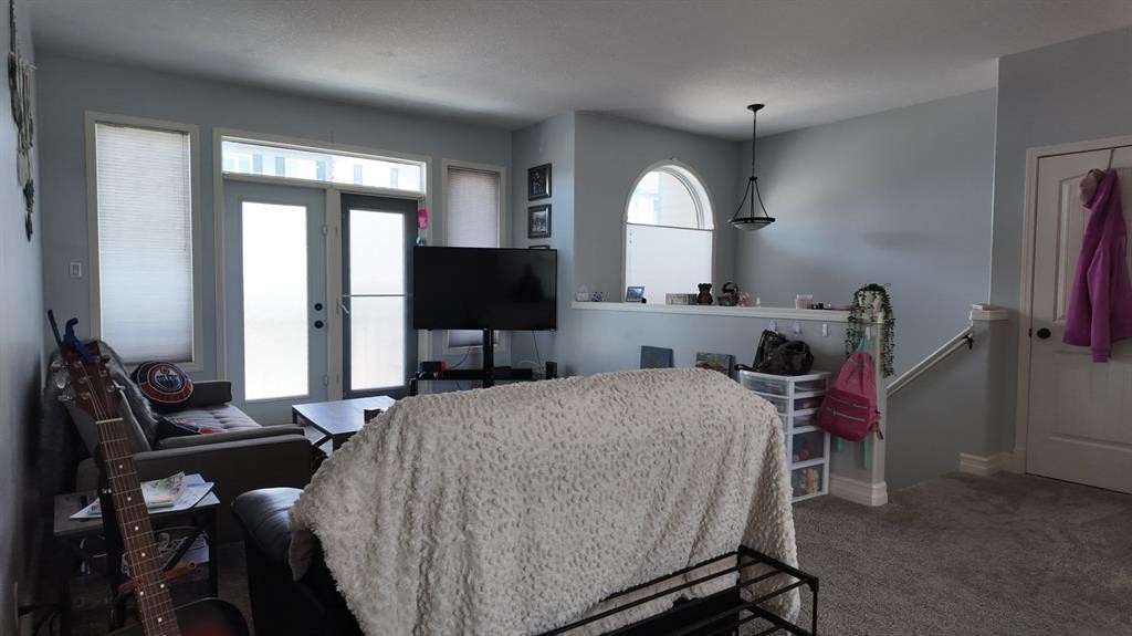 60-762 Heritage Boulevard West, Lethbridge, AB - Indoor Photo Showing Bedroom