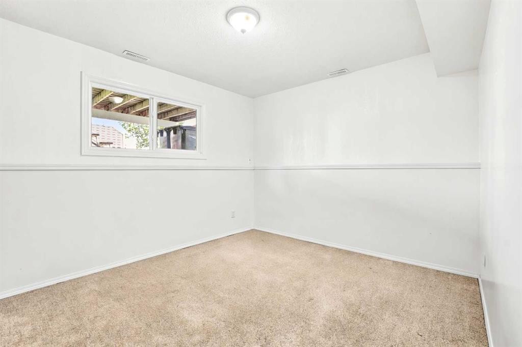 2108 23 Avenue Close, Bowden, AB