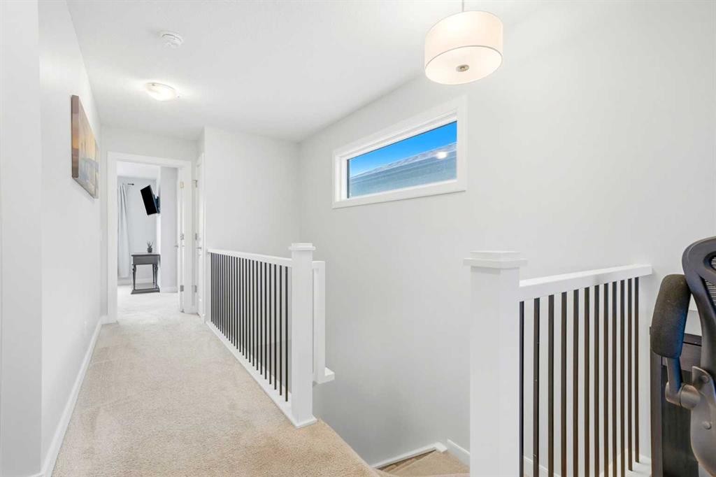 23 Wolf Creek Drive Se, Calgary, AB