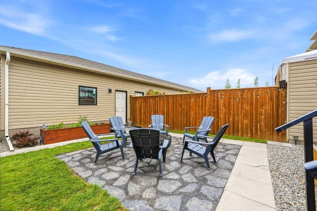 23 Wolf Creek Drive Se, Calgary, AB