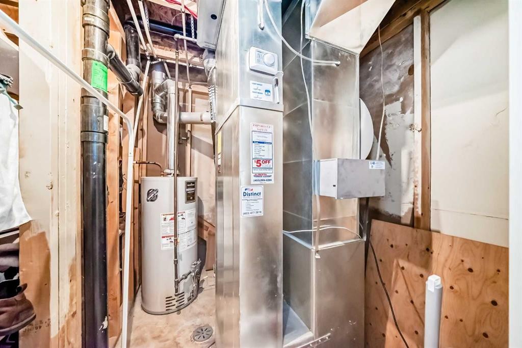 173 Eversyde Common Sw, Calgary, AB - Indoor Photo Showing Basement