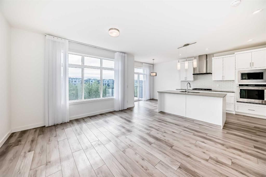53 Spring Creek Common Sw, Calgary, AB