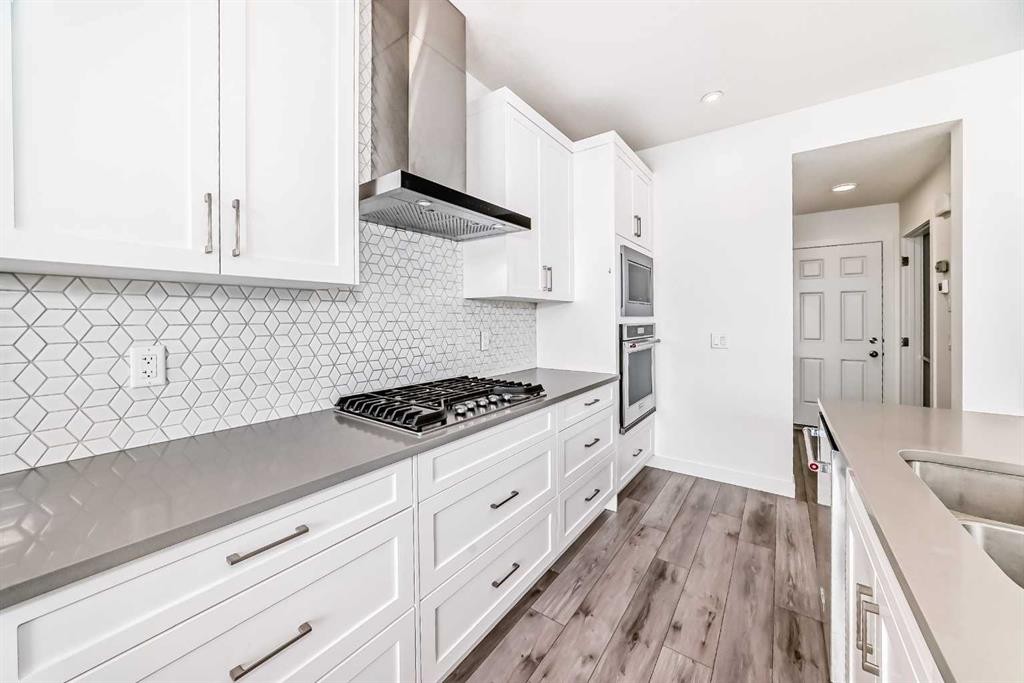 53 Spring Creek Common Sw, Calgary, AB