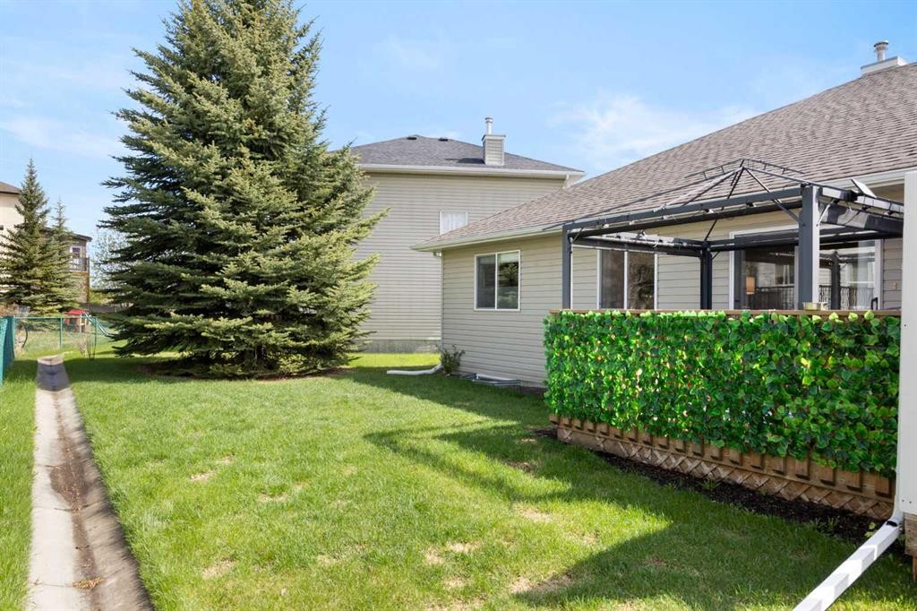 3-117 Bow Ridge Drive, Cochrane, AB