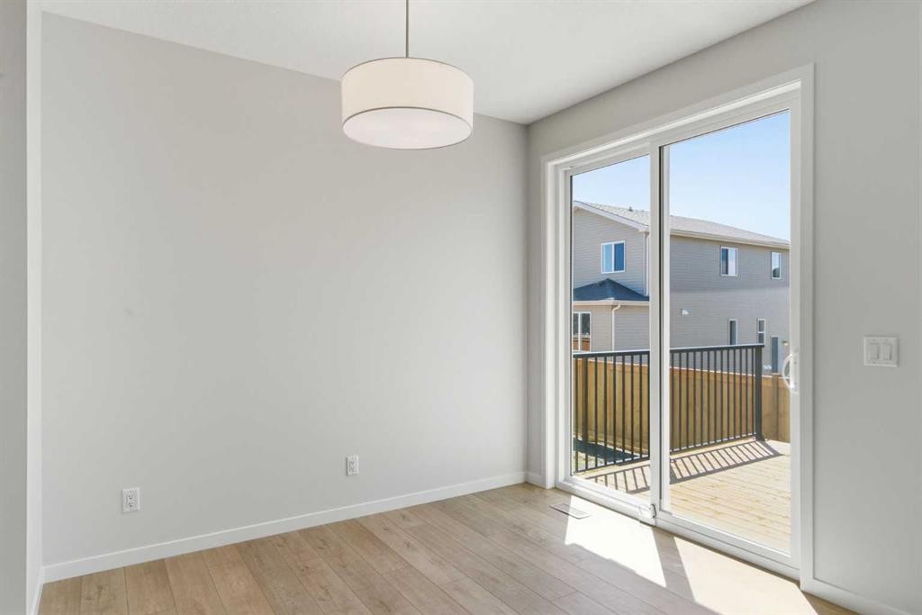 53 Snowberry Common Se, Calgary, AB - Indoor Photo Showing Other Room
